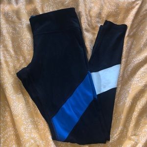 Black leggings with 2 color stripes